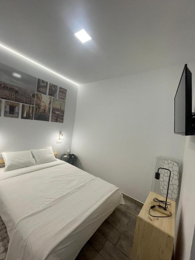 Apartamentos Jap Villaamil 马德里 外观 照片